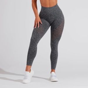 Buffbunny Resource Seamless Leggings in Granite